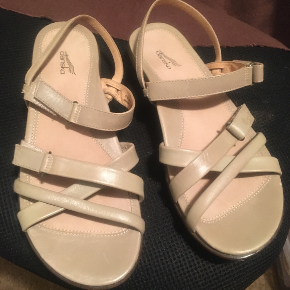 Dansko comfortable strappy sandals
